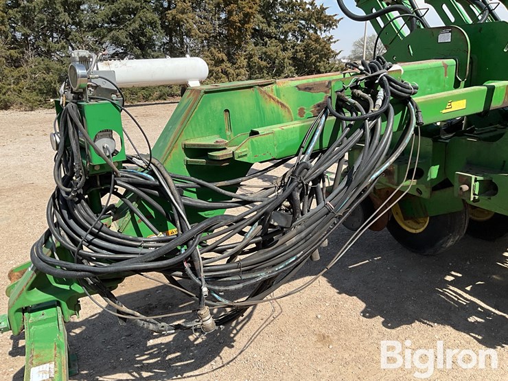 john-deere-1790-image-11