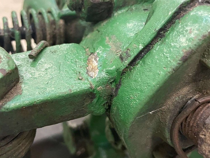 john-deere-11-image-25