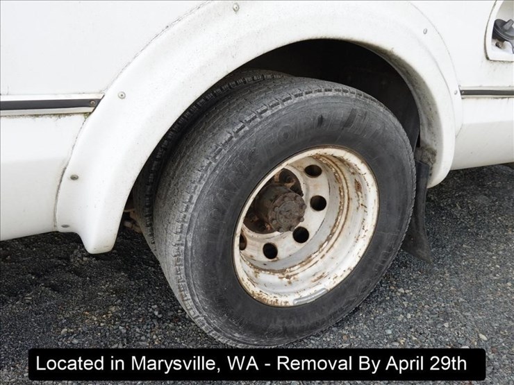 2009-ford-e450-image-14