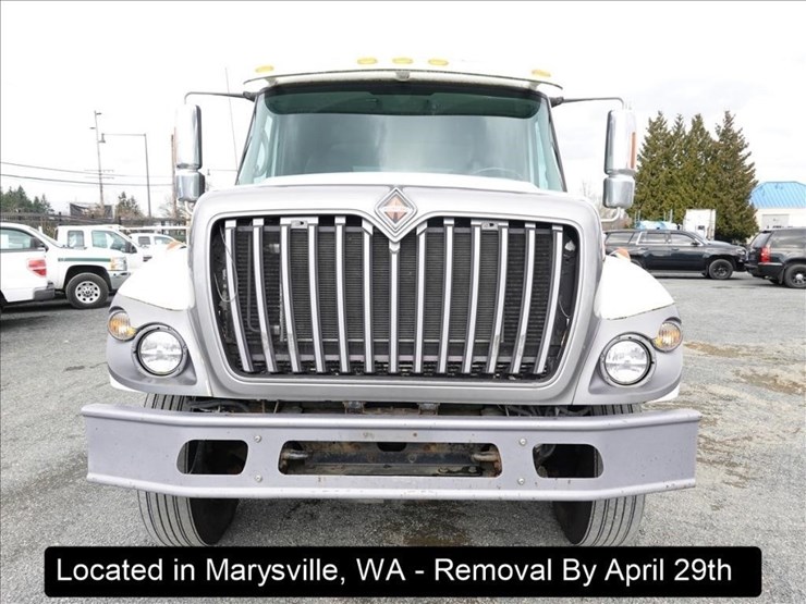 2008-international-7400-image-42