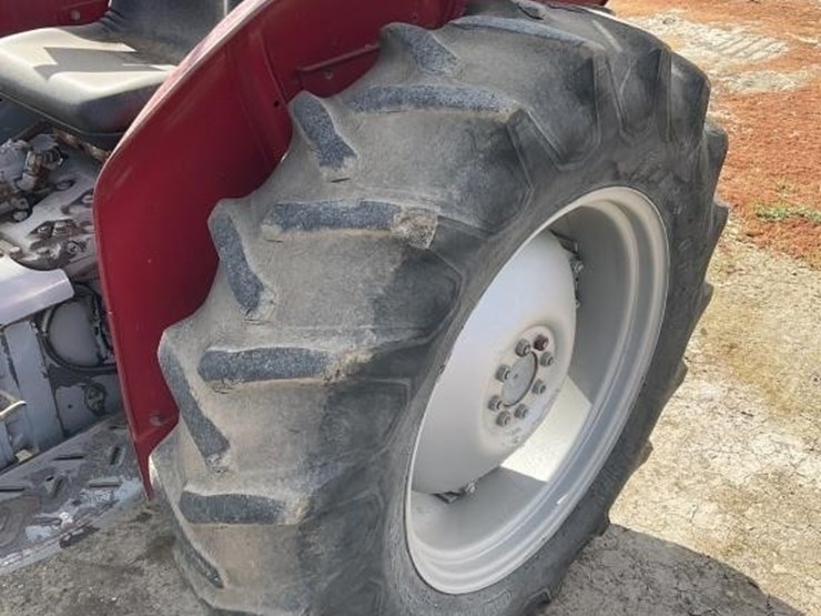 massey-ferguson-240-image-15