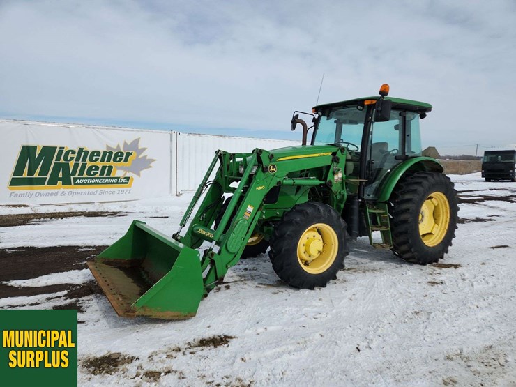 2014-john-deere-6115d-image-1