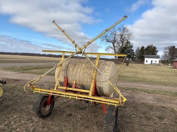 300gal-sprayer-26'-booms-image-2