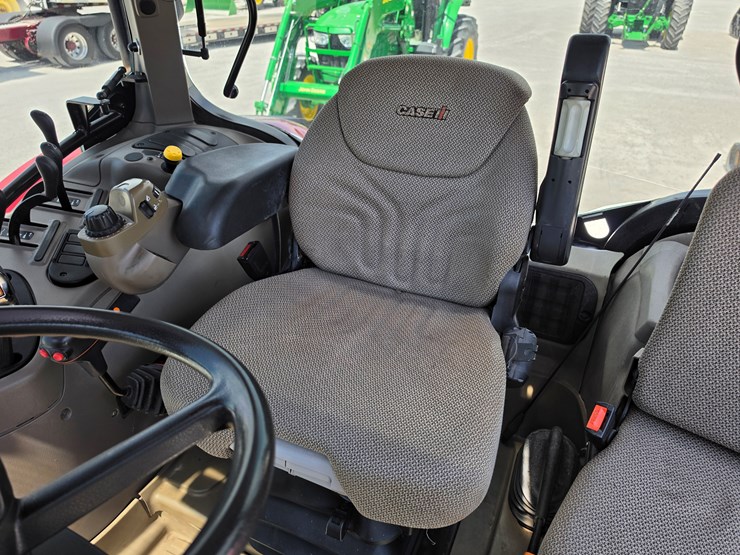 2014-case-ih-maxxum-125-image-14