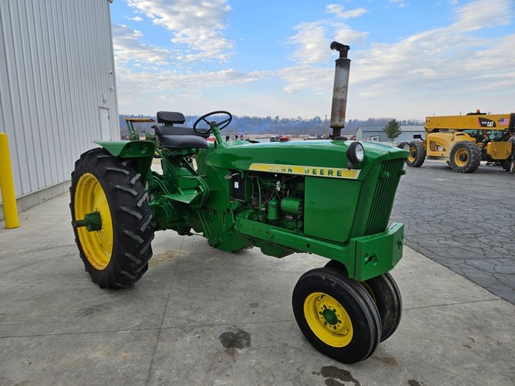 1961-john-deere-2010-image-7
