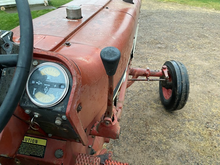 1976-international-686-image-44