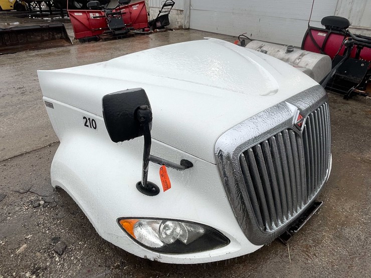 international-prostar-image-3