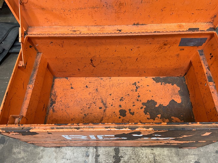 #2573-•-ridgid-job-box-(columbia-heights,-mn)-image-2