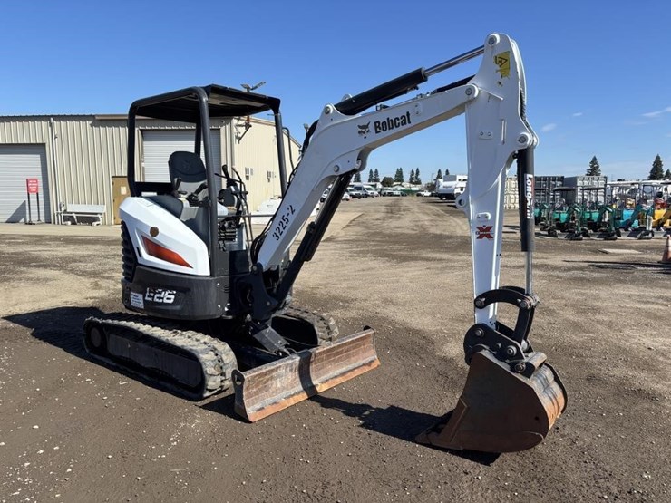 2020-bobcat-e26-image-2