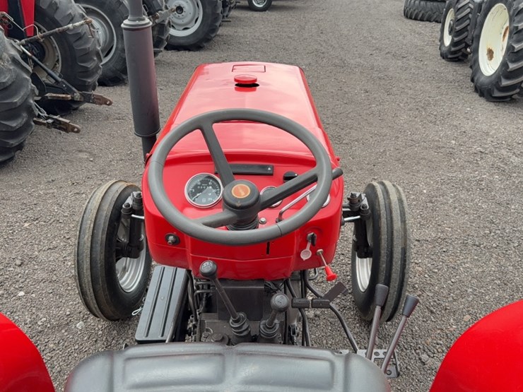 massey-ferguson-240-image-13