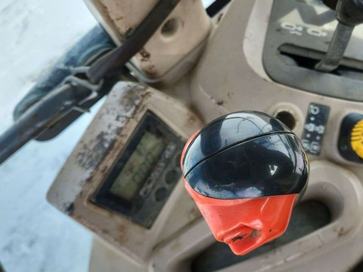 2005-kubota-m105x-image-10