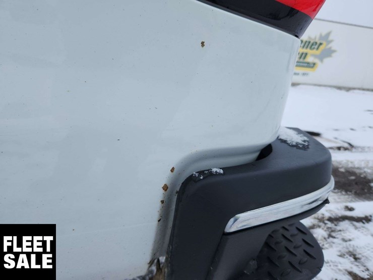 2016-chevrolet-silverado-3500hd-image-41