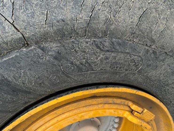 2012-volvo-l220g-image-18