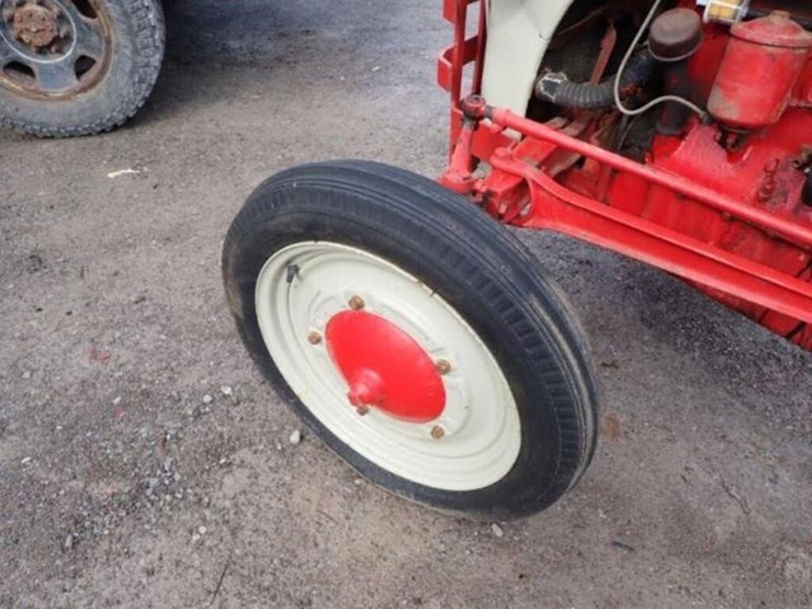 ford-tractor-image-18