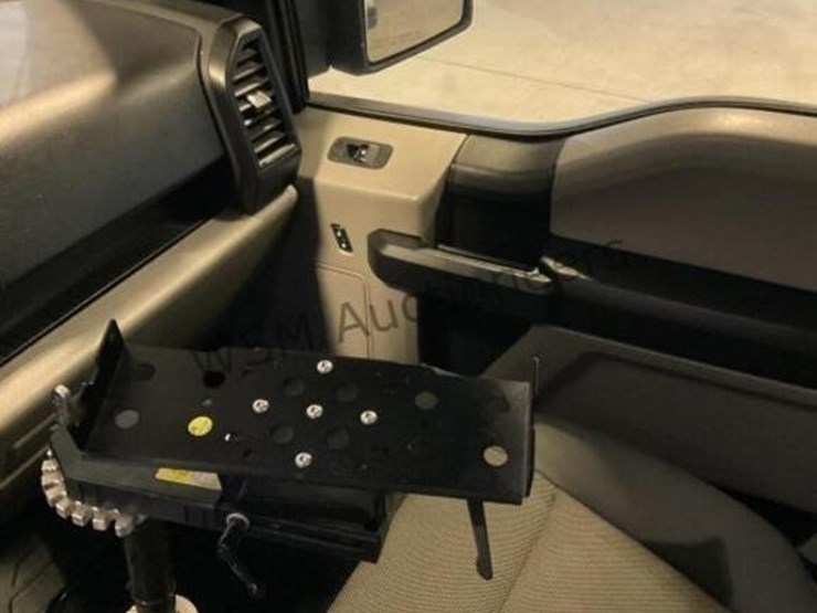 2019-ford-f150-image-21