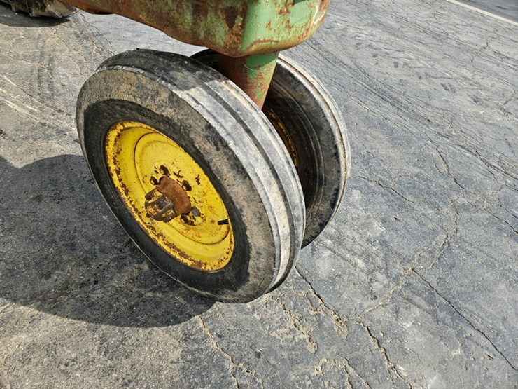 1953-john-deere-50-image-39