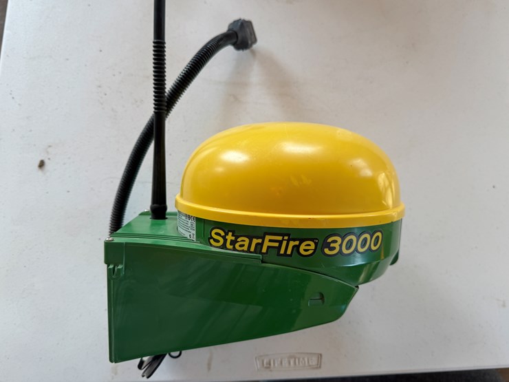 john-deere-3000-image-1