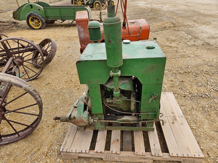 #962-•-john-deere-engine-image-4