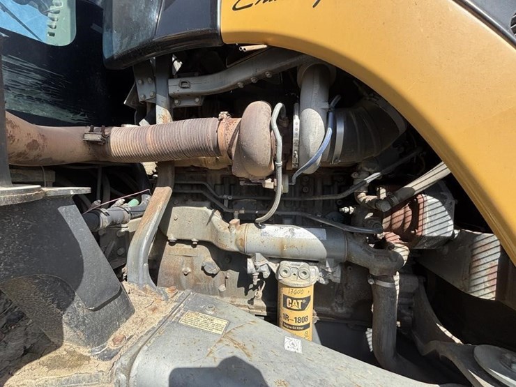 2003-challenger-mt855-image-15