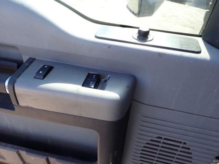 2016-ford-f750-image-18