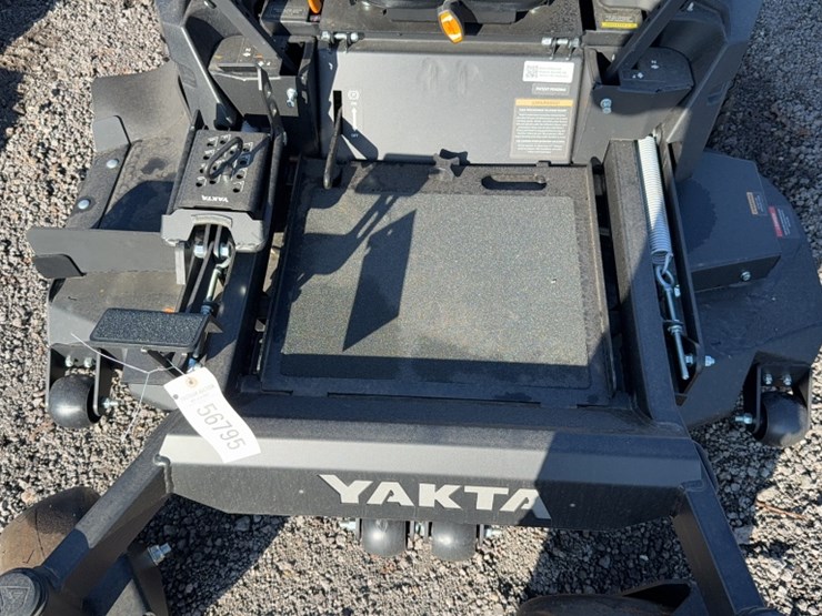 #4047-•-yakta-yxr-320-zero-turn-mower-image-5