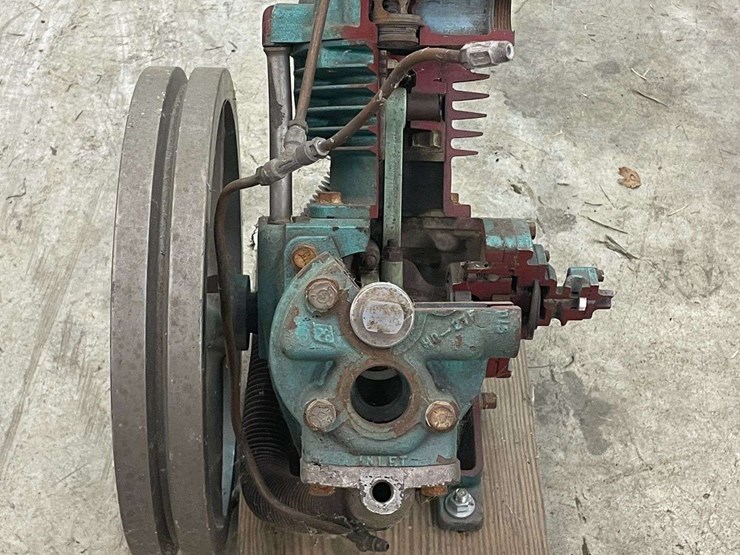 cut-away-engine-image-4