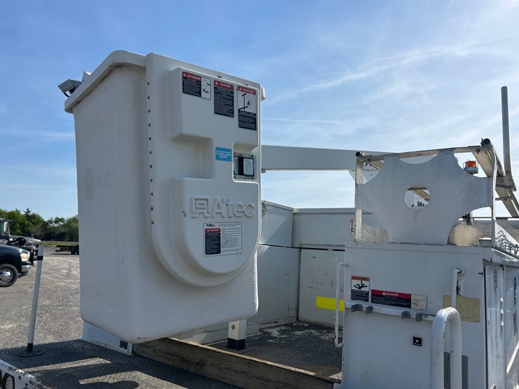 2013-ford-f450-image-13