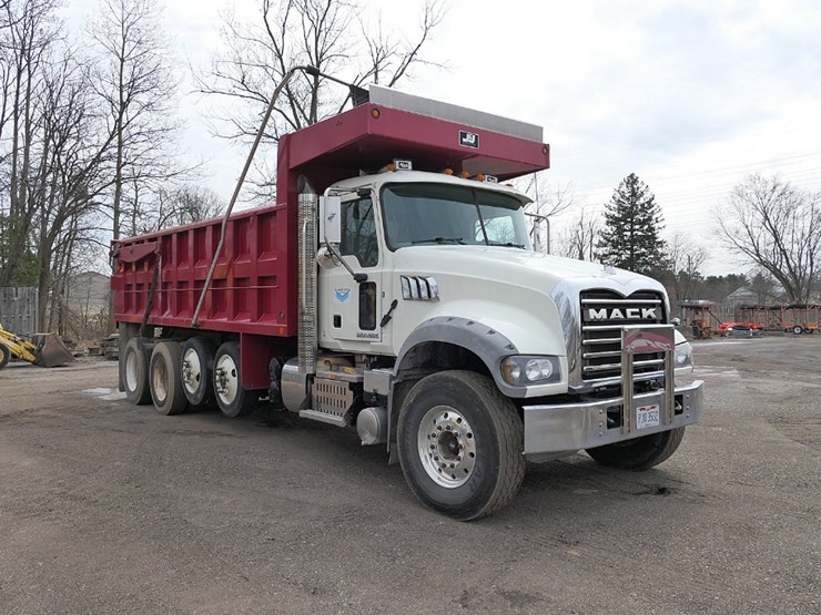 2017-mack-gu713-quad-axle-dump-truck,-sn:1m2ax09c5hm032603,-mack-mp8,-allison-auto,-j-&-j-21'-steel-image-2