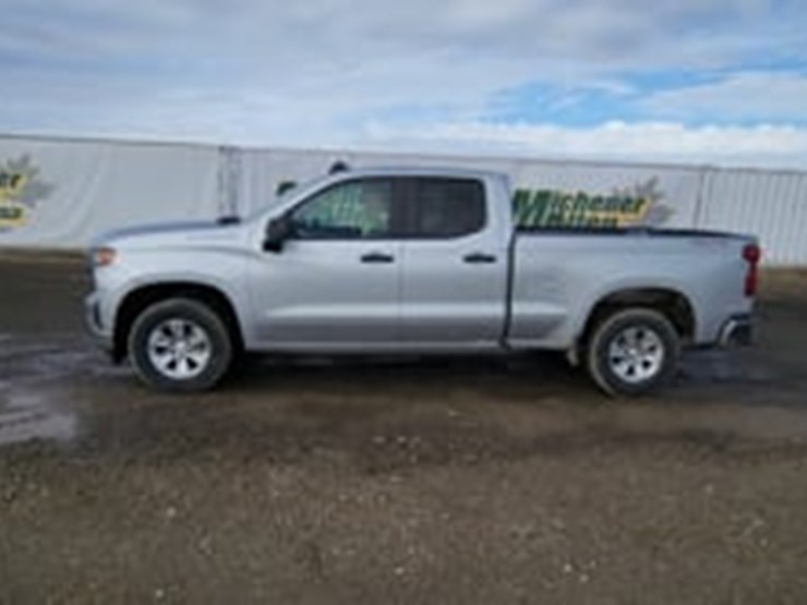 2021-chevrolet-silverado-1500-image-5