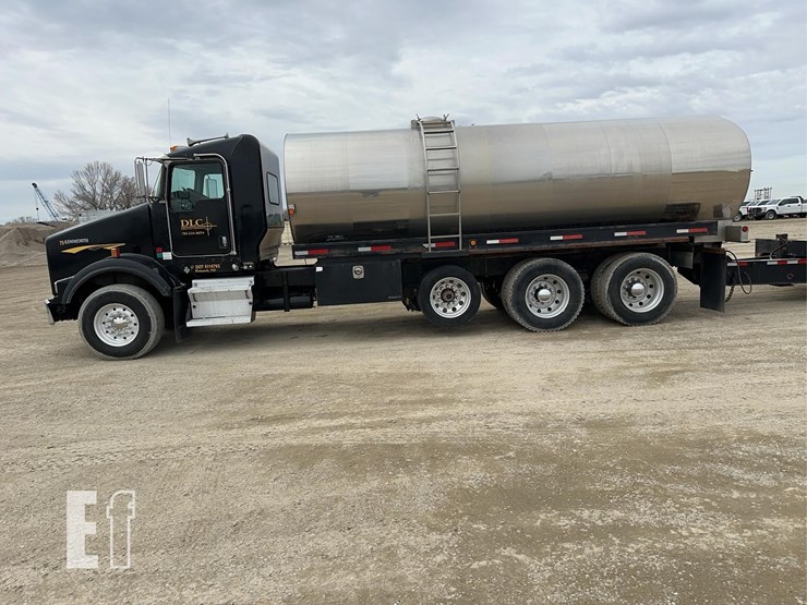 2003-kenworth-t800-image-2