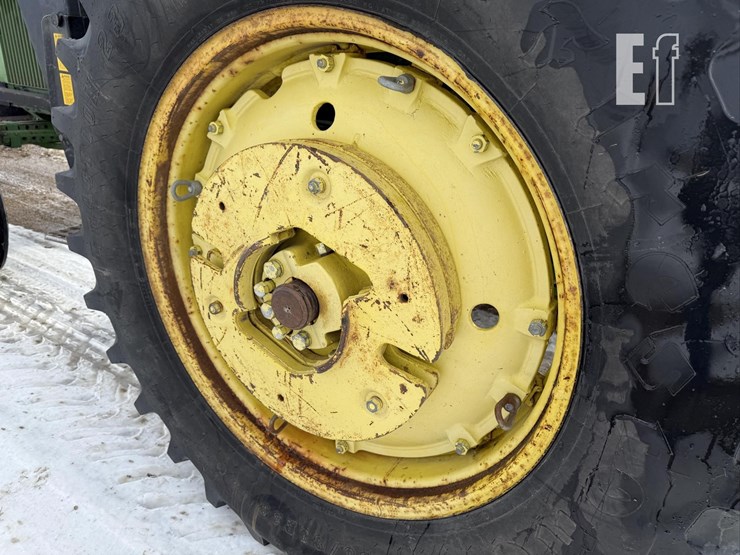 john-deere-4040-image-25