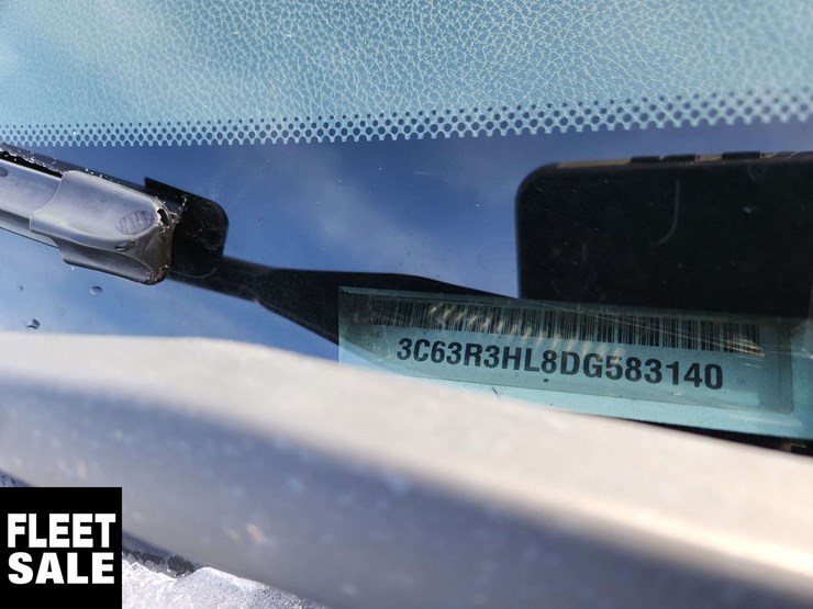 2013-dodge-3500-image-43