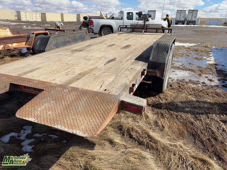 load-trail-car-trailer-image-3