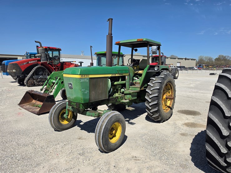 1977-john-deere-4430-image-1