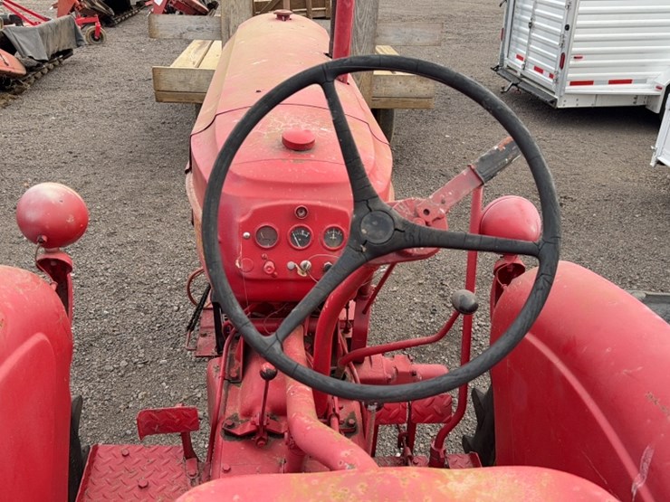 massey-ferguson-33-image-11