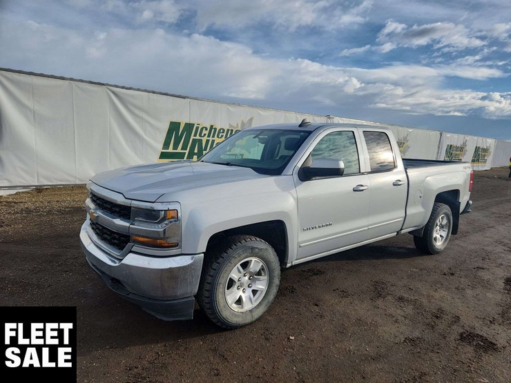 2018-chevrolet-silverado-1500-image-1