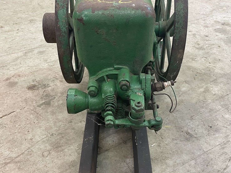 john-deere-11-image-7