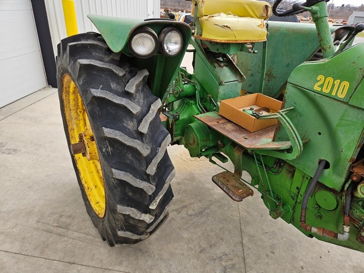 1965-john-deere-2010-image-16