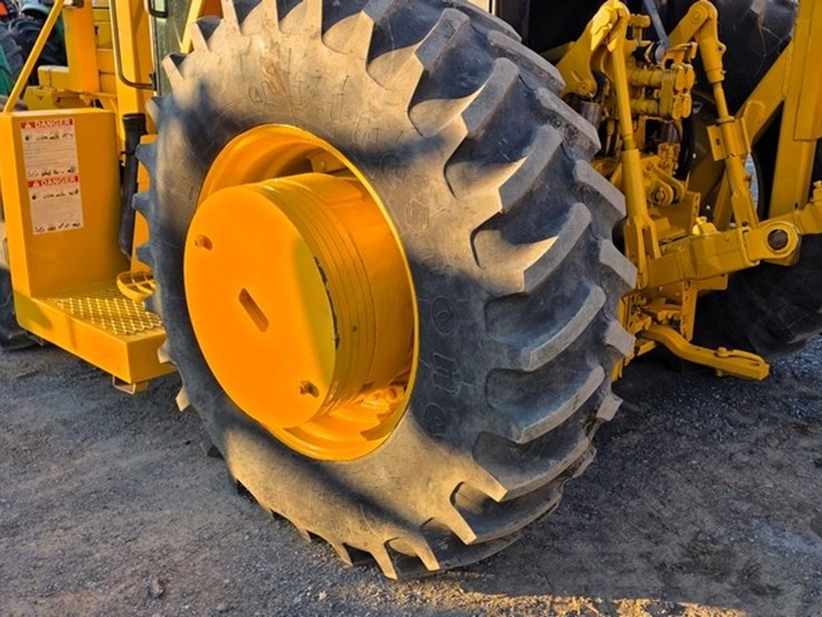 2002-john-deere-6410-image-32