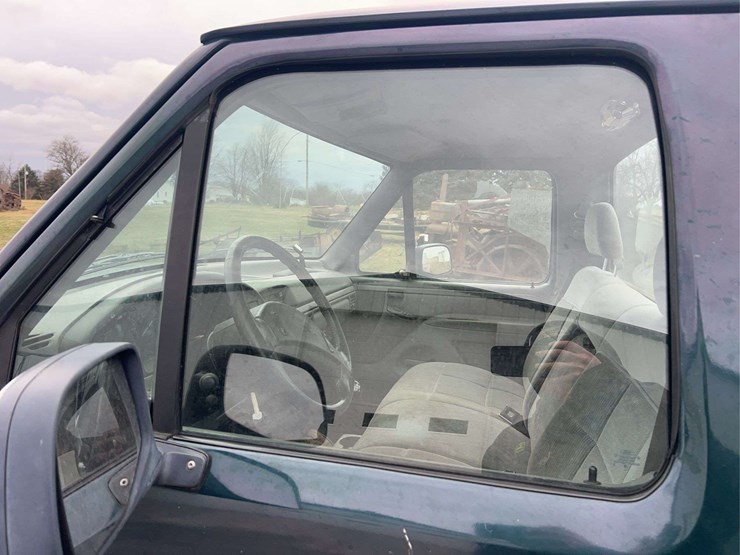 1995-ford-f250-image-28