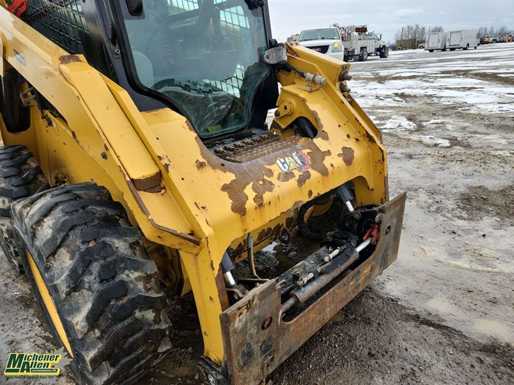 caterpillar-262d3-image-14