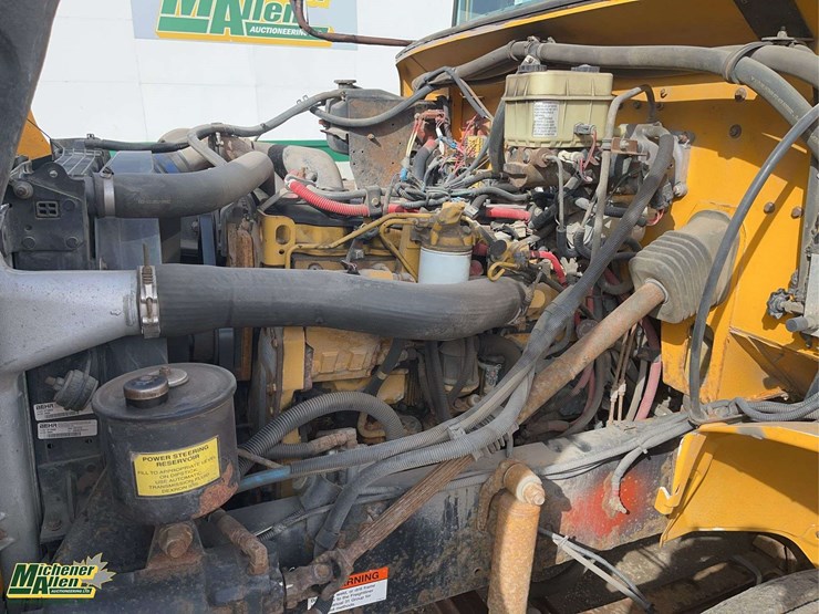 2006-freightliner-fs65-image-24