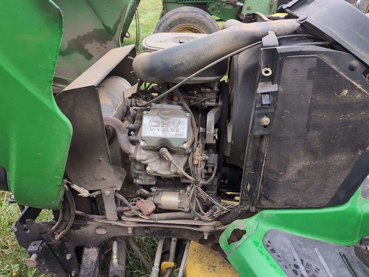 john-deere-x485-image-12