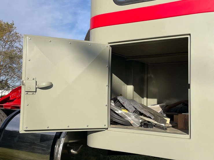 1939-ford-truckstell-sleeper-cab-semi-image-69