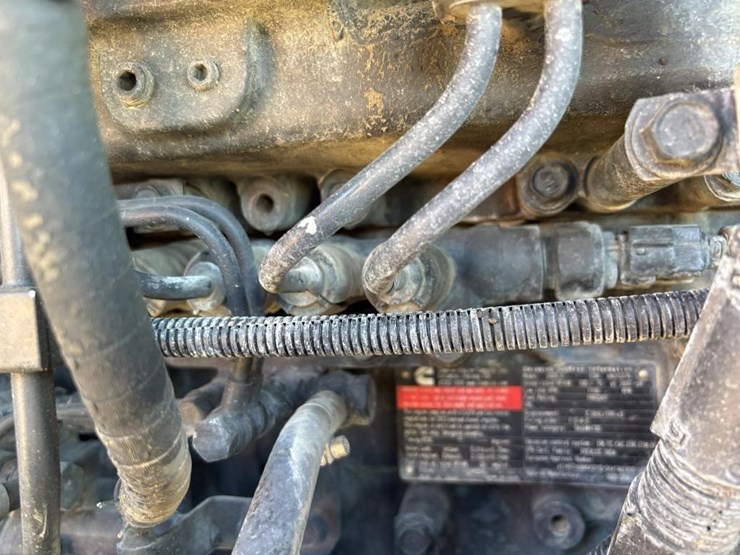 2014-jlg-8042-image-51