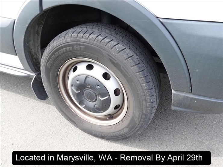 2015-ford-transit-image-16