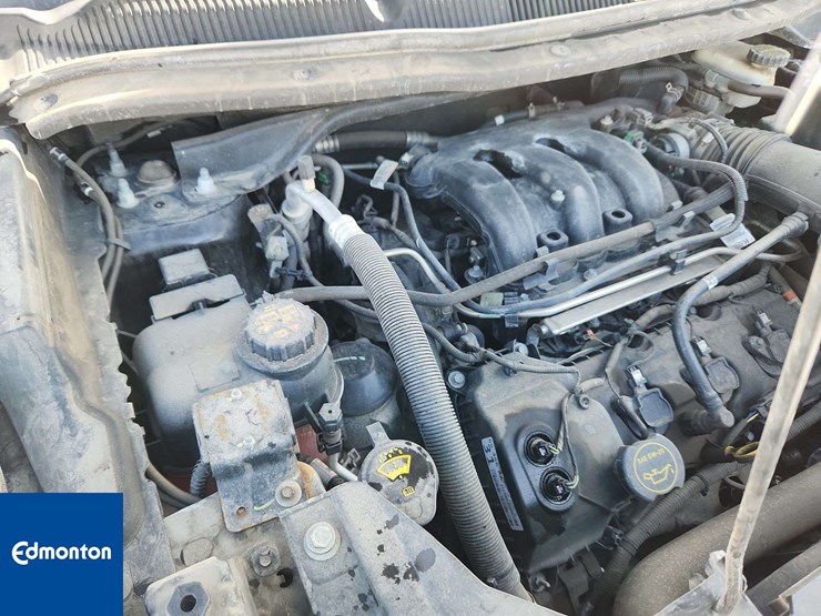 2018-ford-explorer-image-28