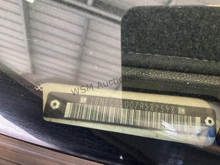 2007-chevrolet-tahoe-image-15