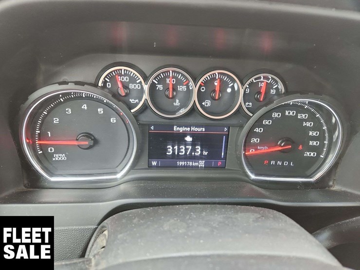 2021-chevrolet-silverado-2500hd-image-8