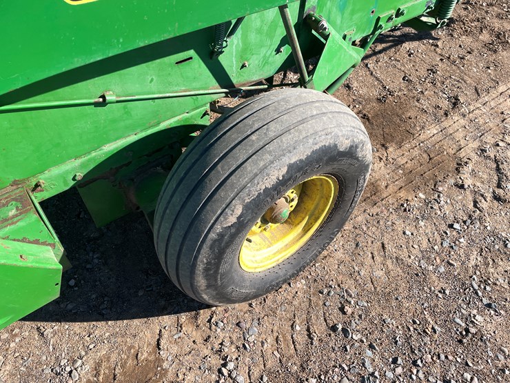 john-deere-328-image-8
